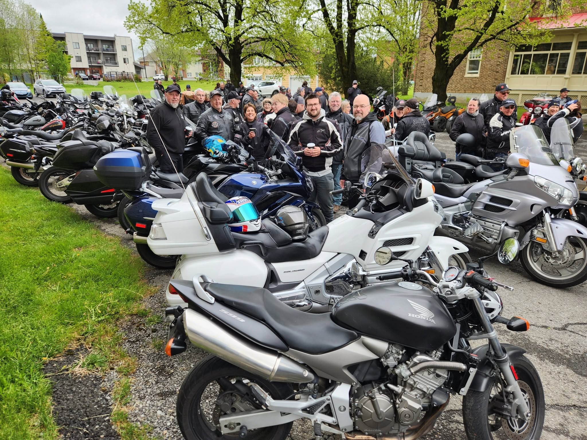 Membres du club réunis lors d’une activité
